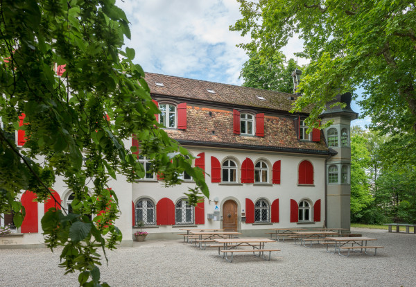 Jugendherberge Schaffhausen Innenhof Michel van Grondel 04
